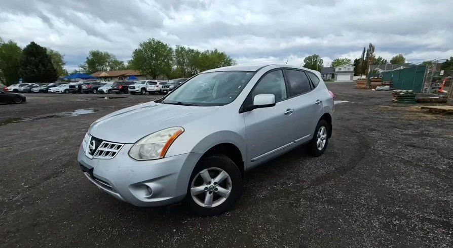 2013 Nissan Rogue - Image 4 of 4