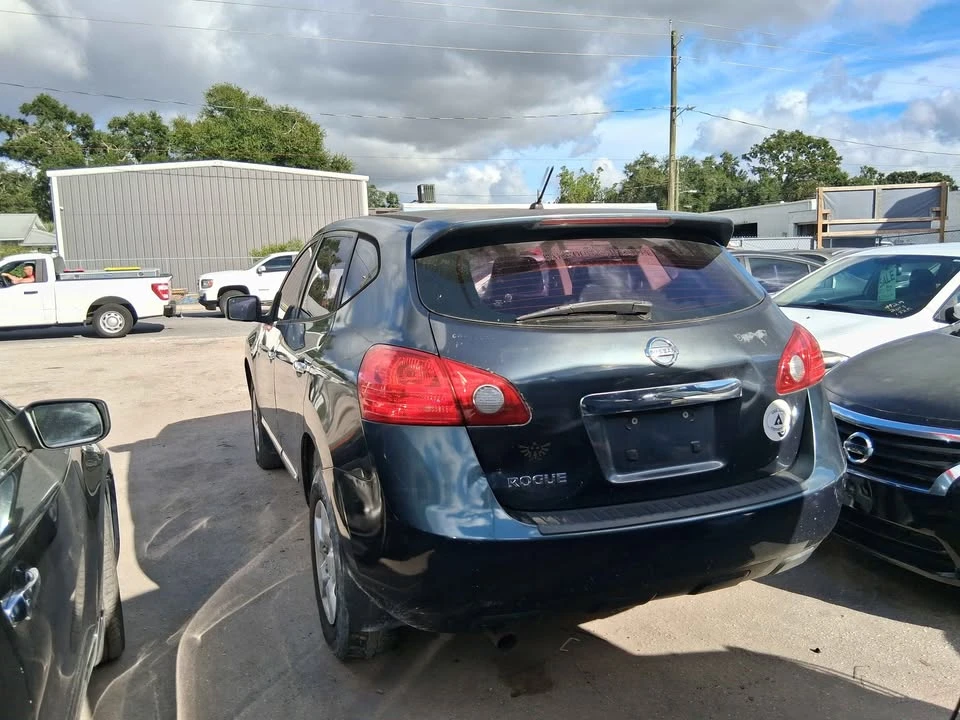 2013 Nissan Rogue - Image 10 of 10