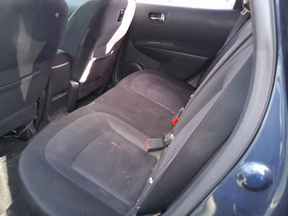 2013 Nissan Rogue - Image 8 of 10