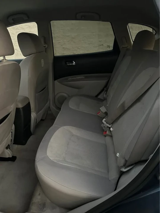 2013 Nissan Rogue - Image 9 of 11