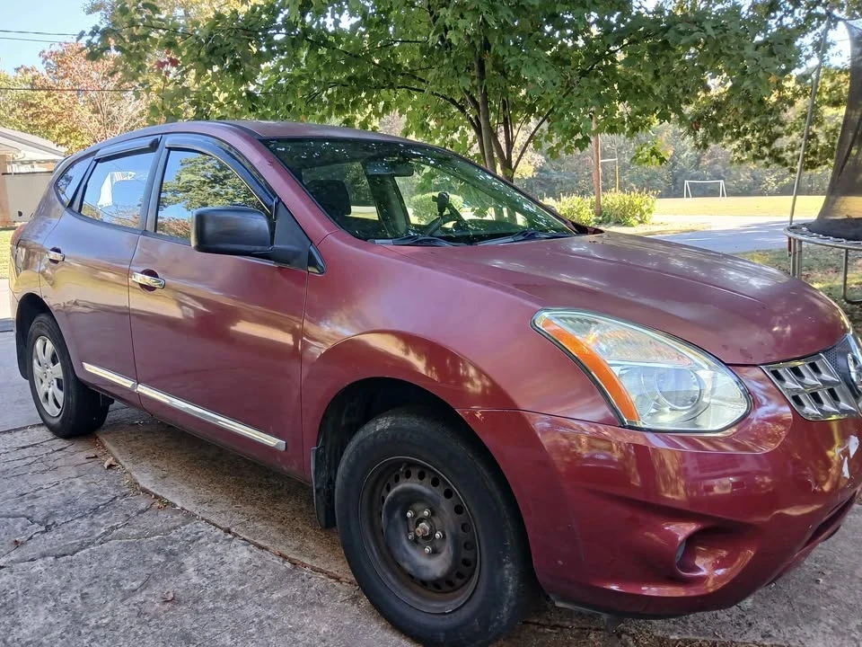 2013 Nissan Rogue - Image 4 of 12