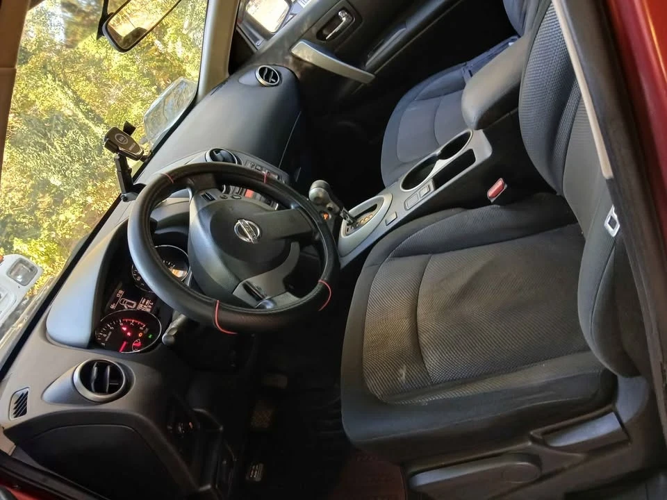2013 Nissan Rogue - Image 8 of 12