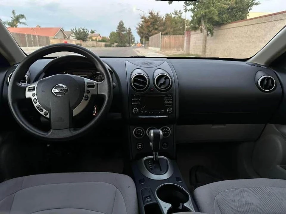 2013 Nissan Rogue - Image 7 of 11