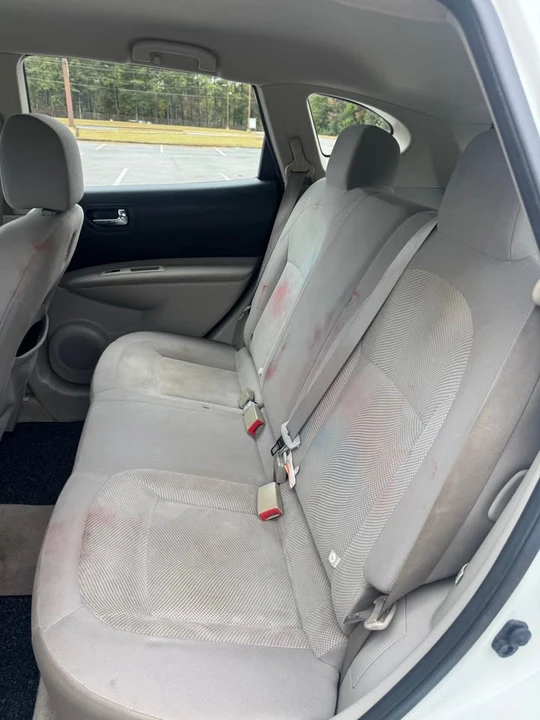 2013 Nissan Rogue - Image 11 of 18