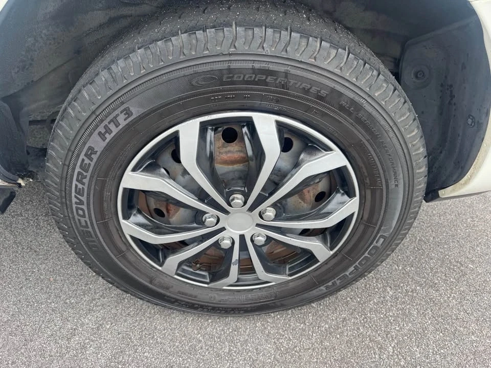 2013 Nissan Rogue - Image 18 of 18
