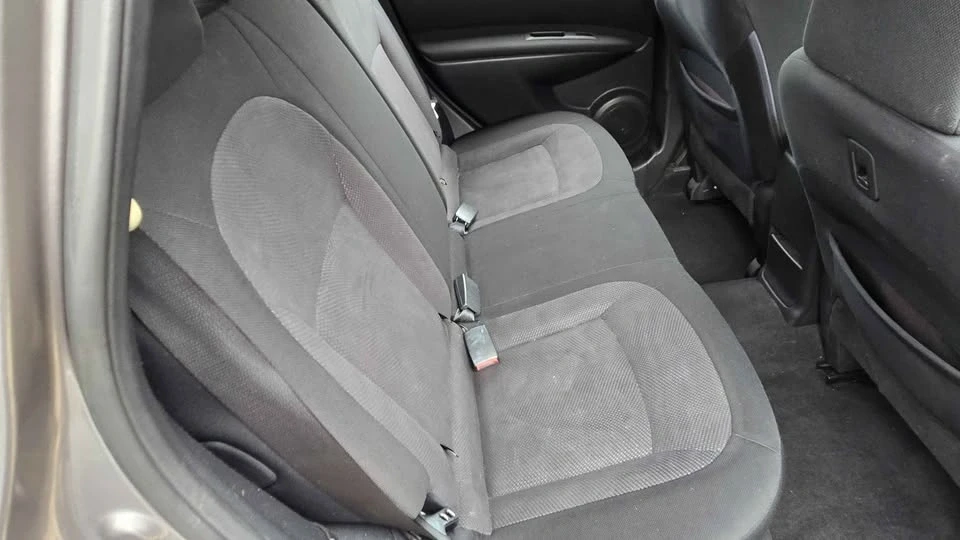2013 Nissan Rogue - Image 4 of 6