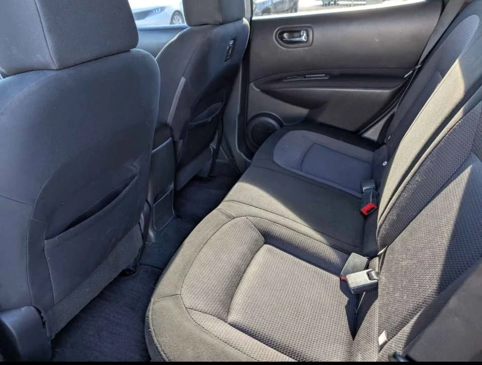 2013 Nissan Rogue - Image 7 of 7