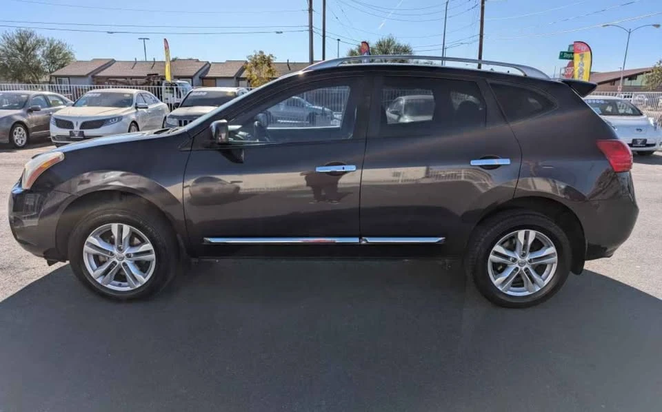2013 Nissan Rogue - Image 4 of 7
