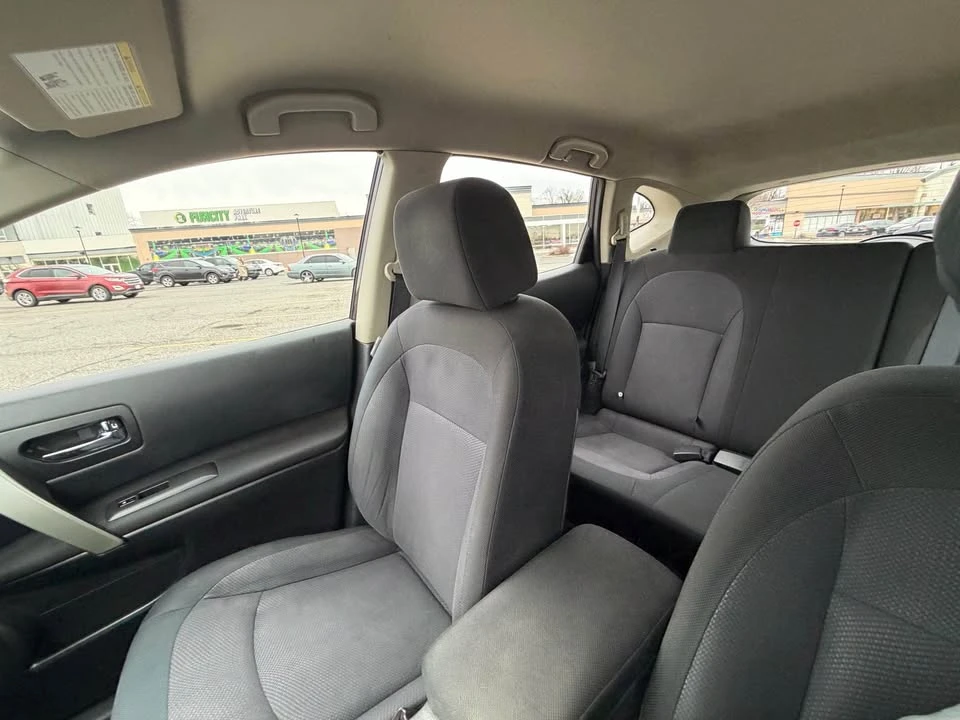 2013 Nissan Rogue - Image 18 of 19
