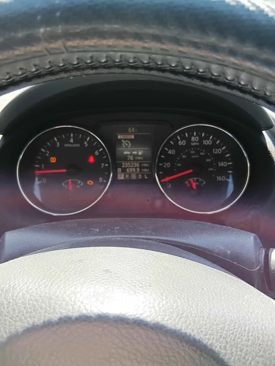 2013 Nissan Rogue - Image 11 of 19
