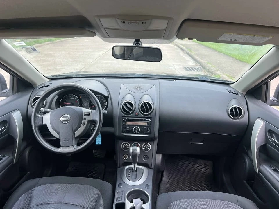 2013 Nissan Rogue - Image 10 of 18