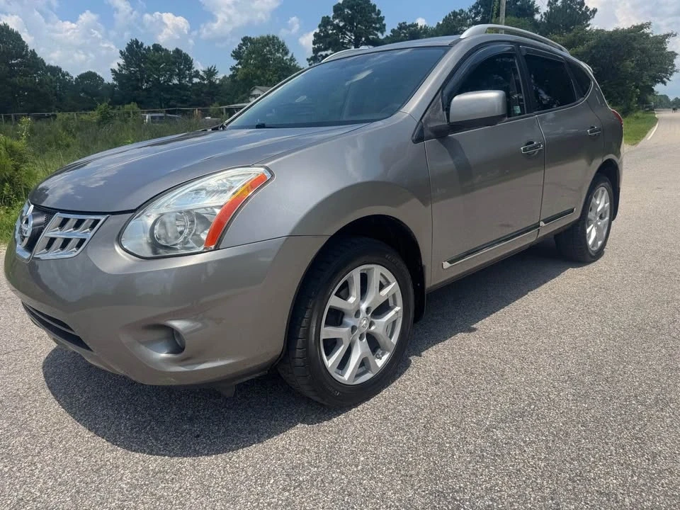 2013 Nissan Rogue - Image 5 of 14