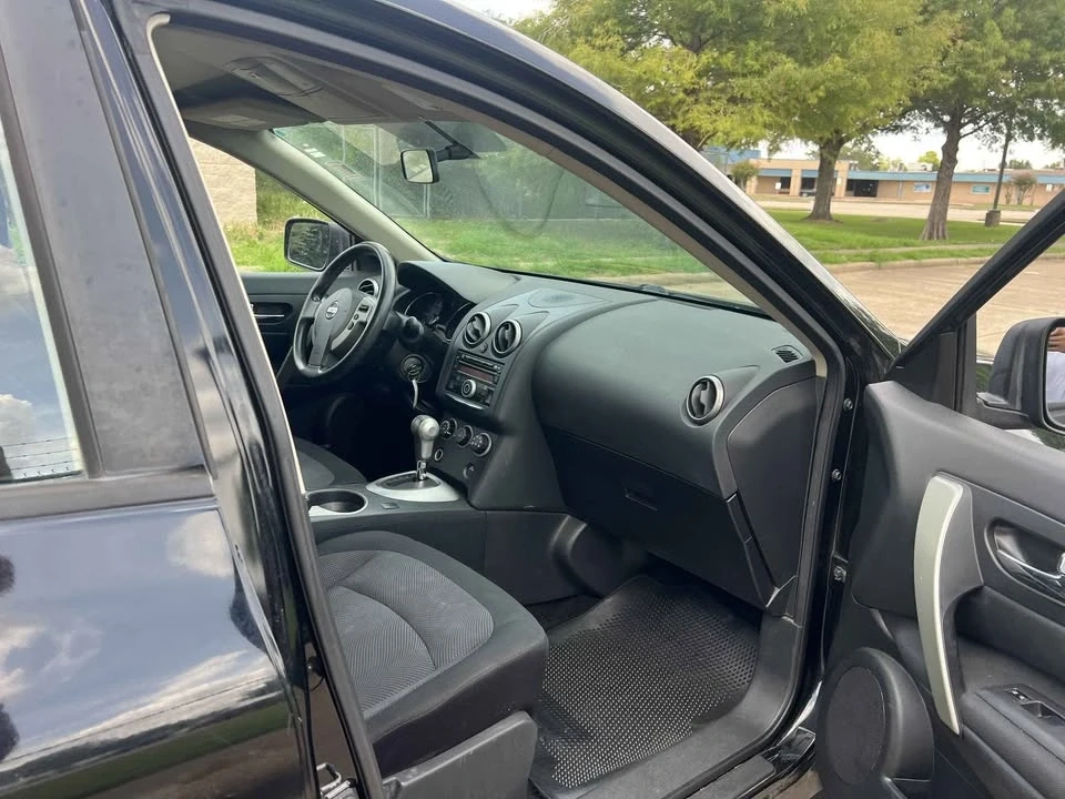 2013 Nissan Rogue - Image 9 of 18