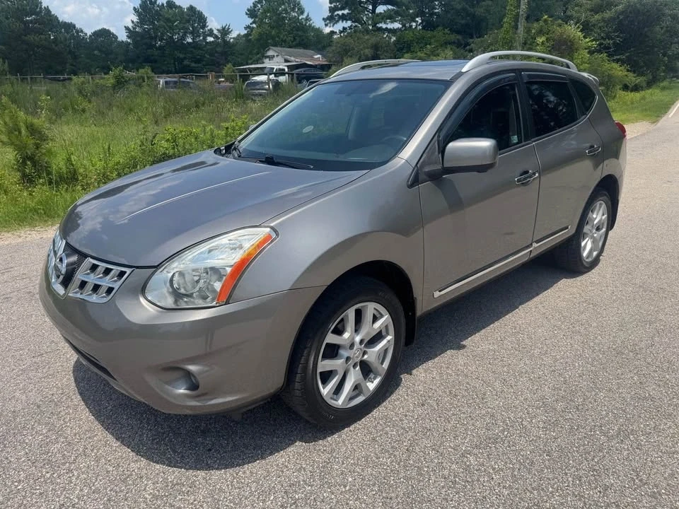 2013 Nissan Rogue - Image 4 of 14