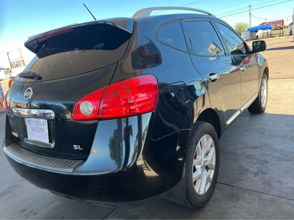 2013 Nissan Rogue - Image 2 of 5