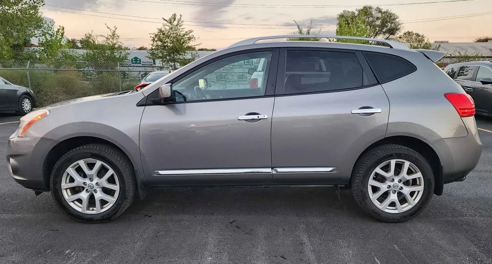 2013 Nissan Rogue - Image 4 of 19