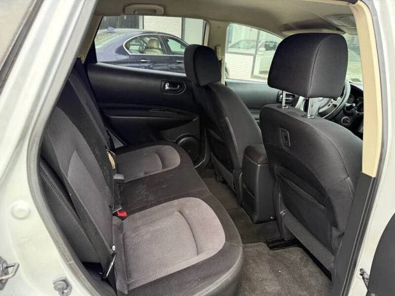 2013 Nissan Rogue - Image 17 of 20