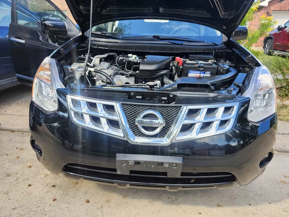 2013 Nissan Rogue - Image 16 of 19