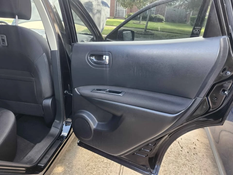 2013 Nissan Rogue - Image 11 of 19