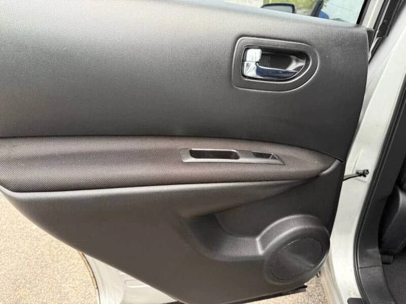 2013 Nissan Rogue - Image 20 of 20