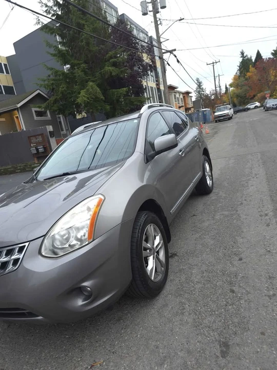 2013 Nissan Rogue - Image 3 of 16