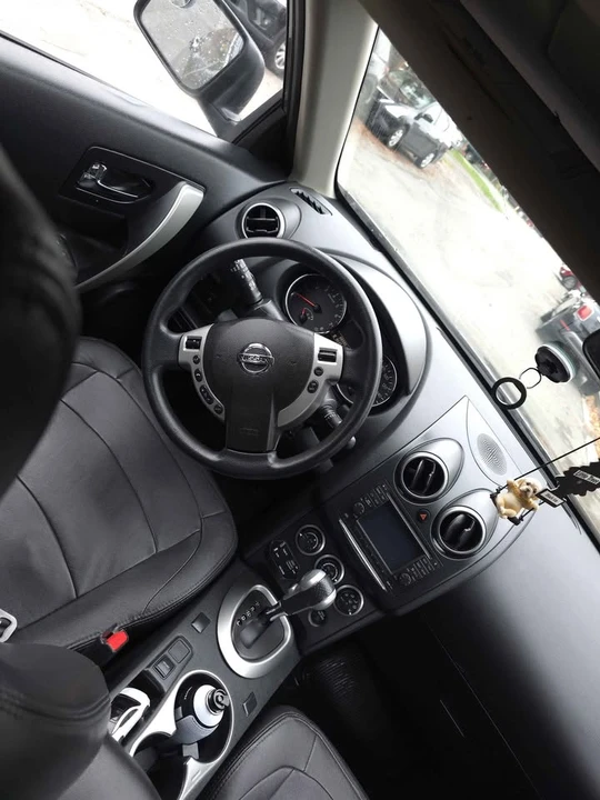 2013 Nissan Rogue - Image 10 of 16