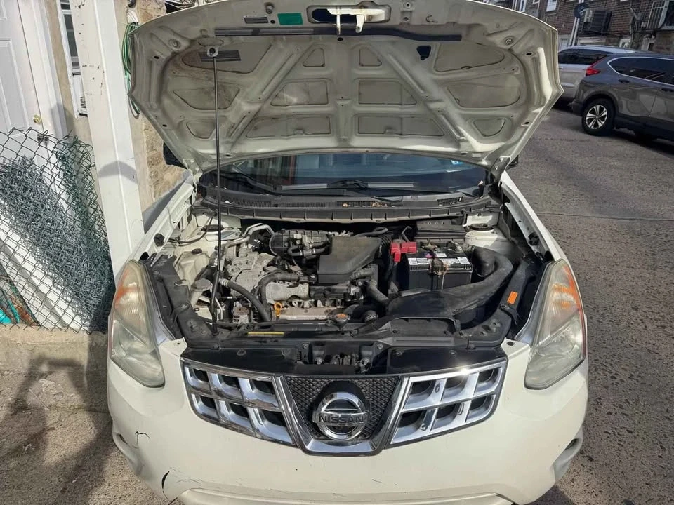 2013 Nissan Rogue - Image 8 of 8