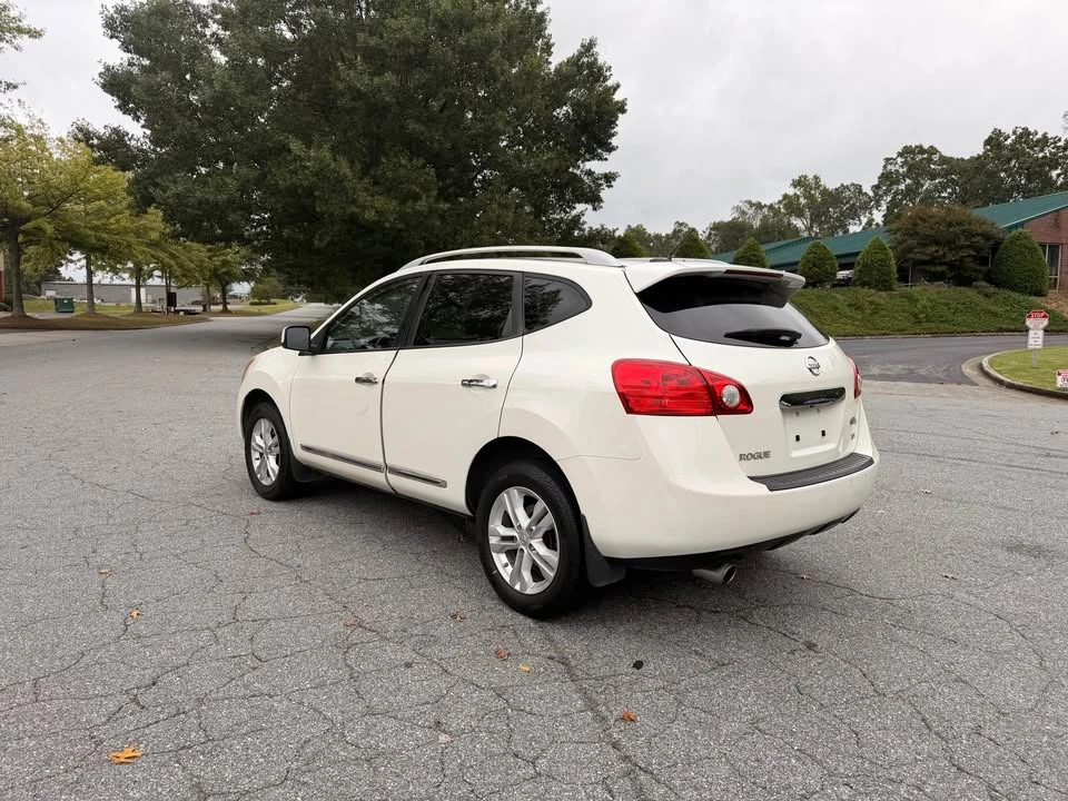 2013 Nissan Rogue - Image 4 of 13