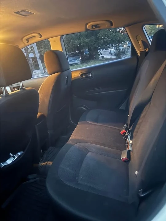 2013 Nissan Rogue - Image 7 of 8