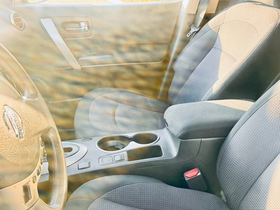 2013 Nissan Rogue - Image 7 of 8