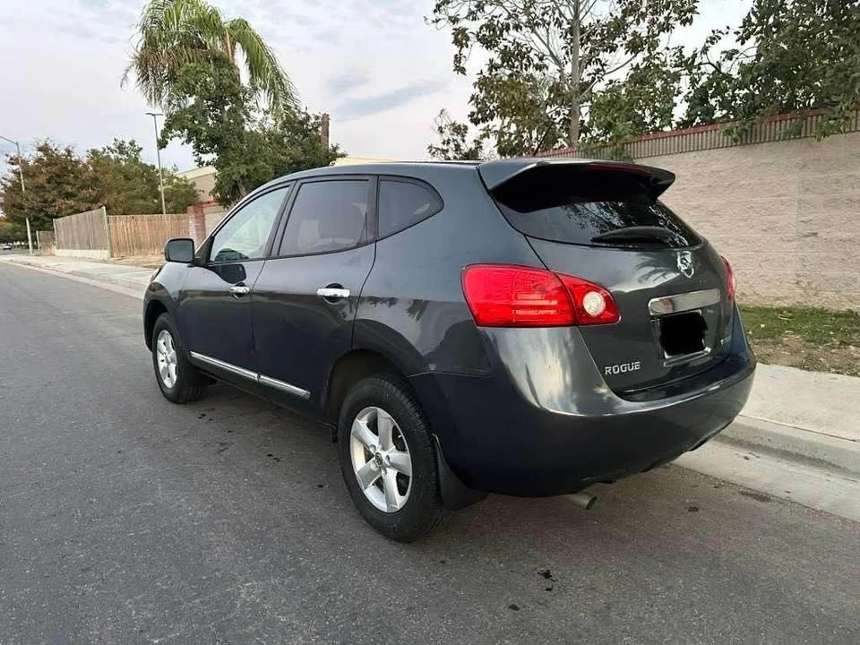 2013 Nissan Rogue - Image 3 of 11
