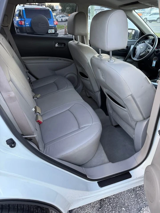 2013 Nissan Rogue - Image 9 of 15