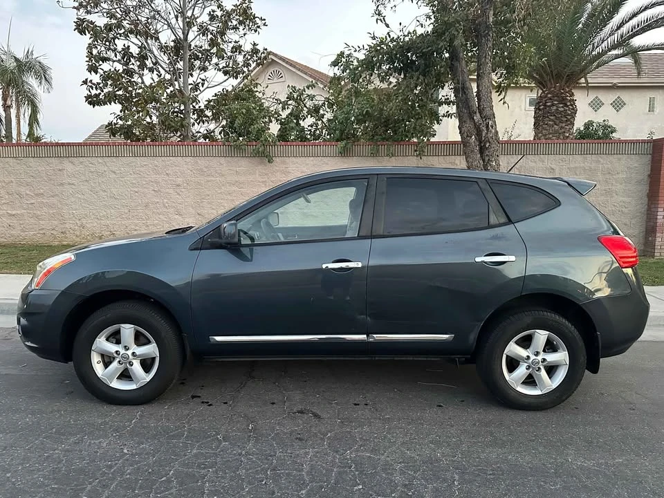 2013 Nissan Rogue - Image 7 of 9