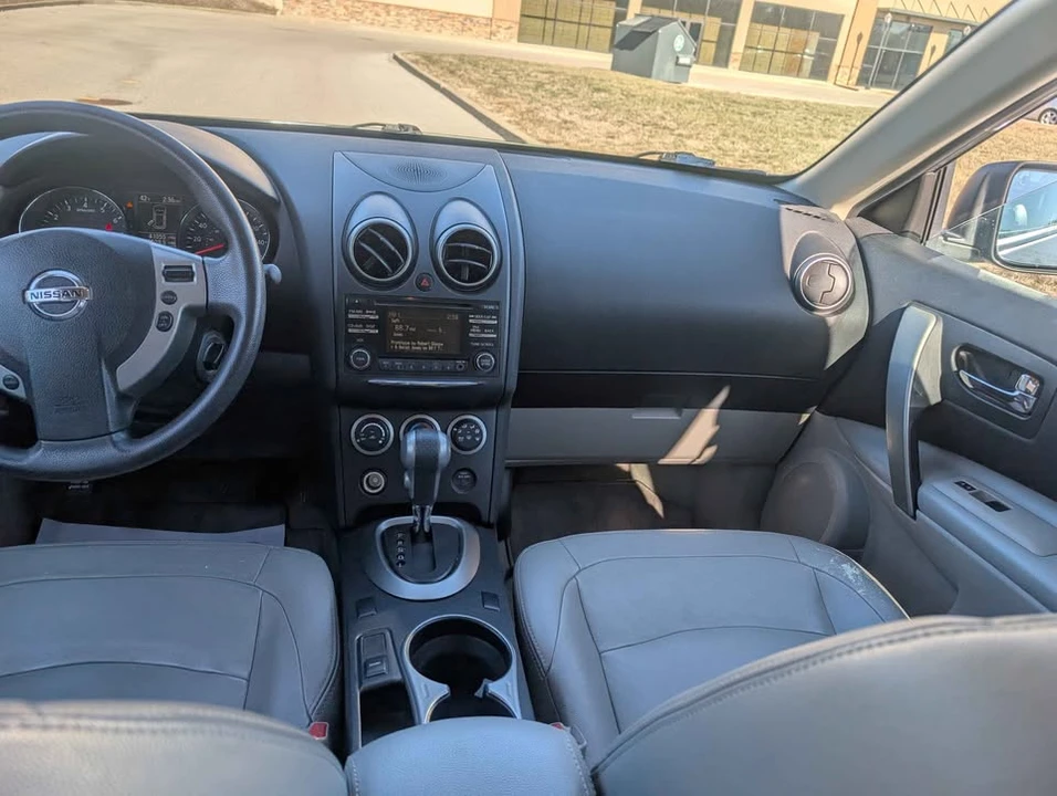 2013 Nissan Rogue - Image 13 of 15