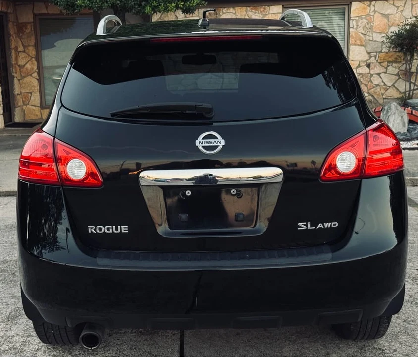 2013 Nissan Rogue - Image 4 of 12
