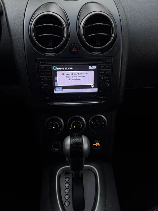 2013 Nissan Rogue - Image 11 of 12