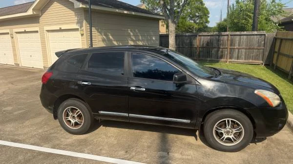 2013 Nissan Rogue - Image 2 of 15
