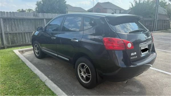 2013 Nissan Rogue - Image 10 of 15
