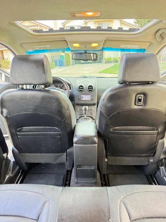 2013 Nissan Rogue - Image 17 of 18