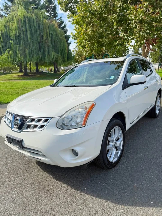 2013 Nissan Rogue - Image 18 of 18