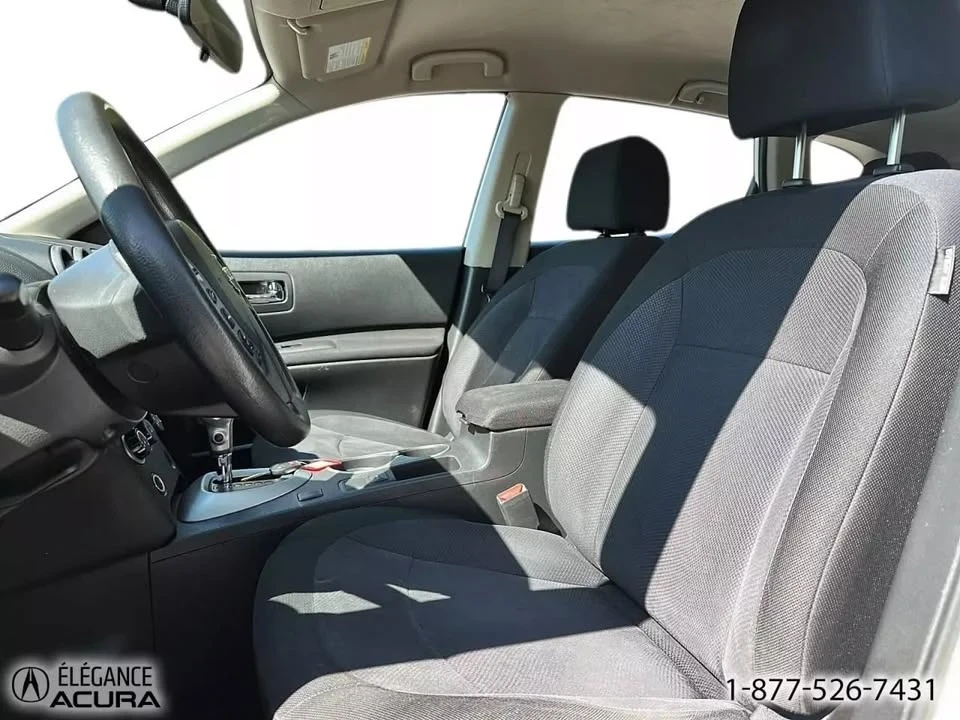 2013 Nissan Rogue - Image 11 of 20