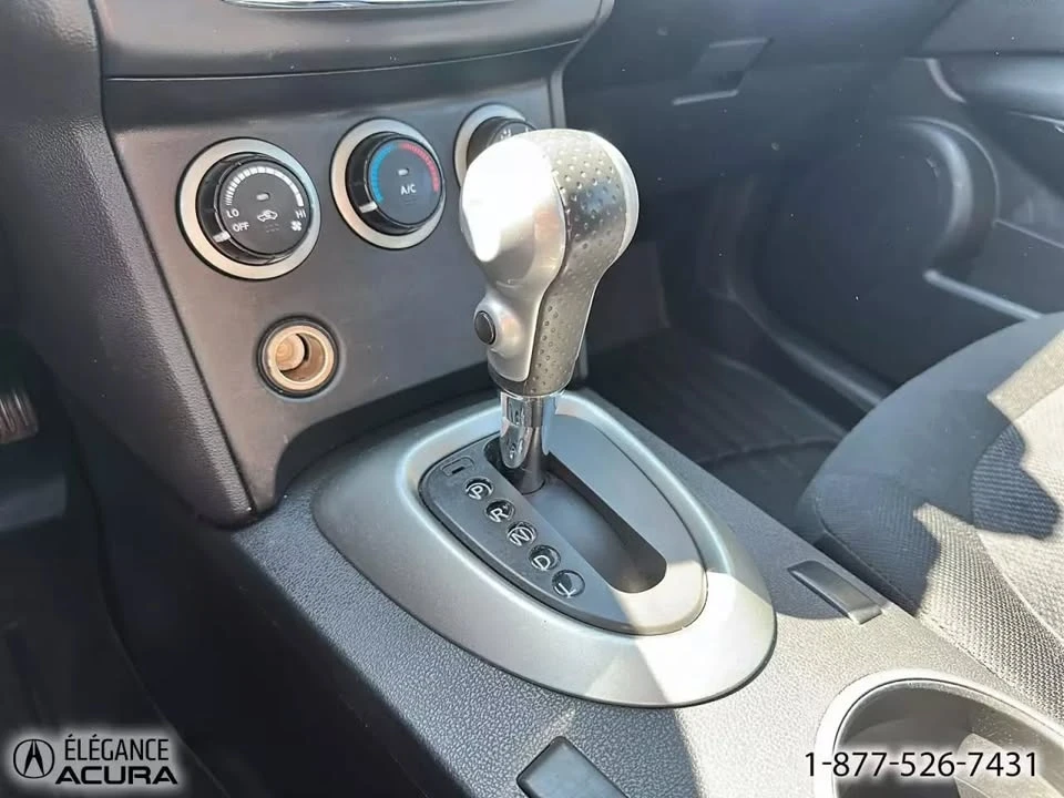 2013 Nissan Rogue - Image 18 of 20