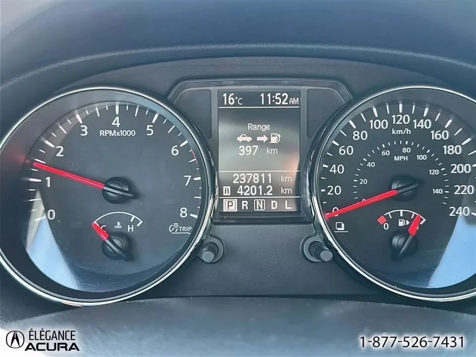 2013 Nissan Rogue - Image 16 of 20