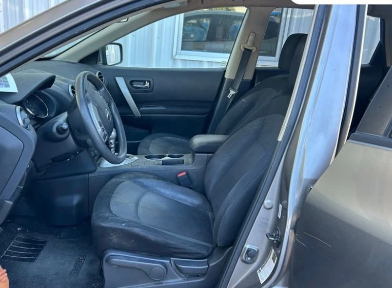 2013 Nissan Rogue - Image 5 of 7