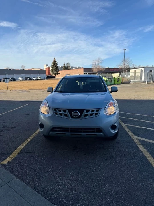 2013 Nissan Rogue - Image 2 of 12