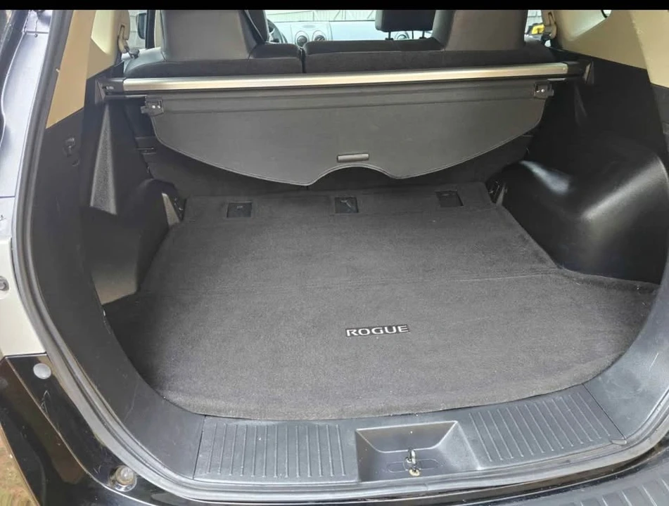 2013 Nissan Rogue - Image 10 of 11