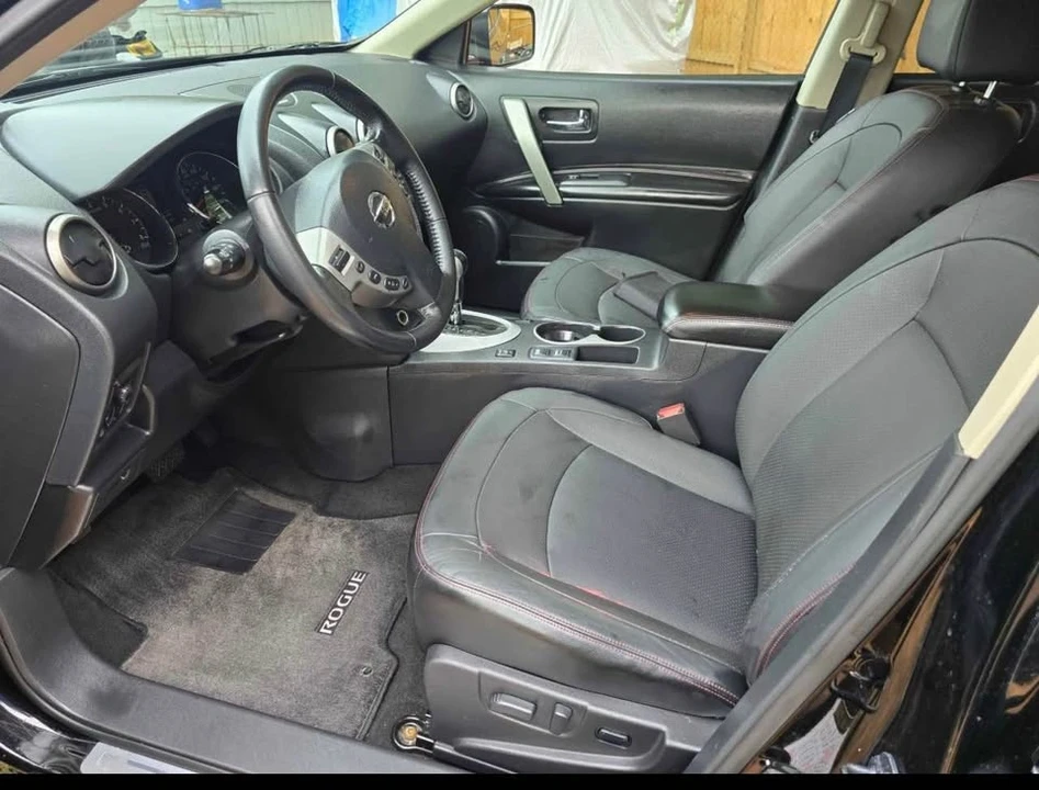 2013 Nissan Rogue - Image 7 of 11
