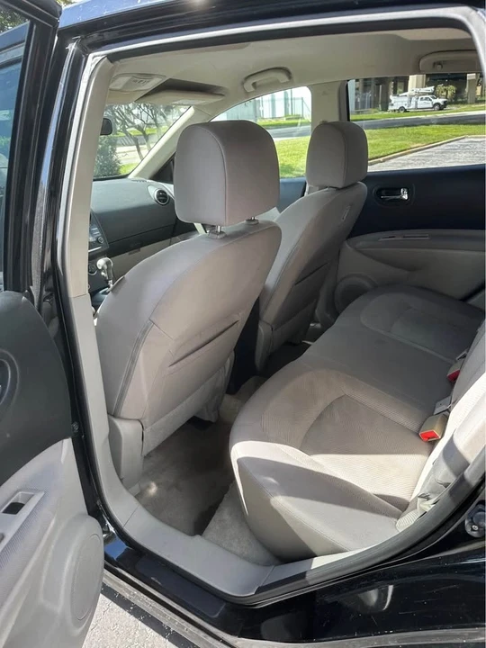 2013 Nissan Rogue - Image 4 of 9