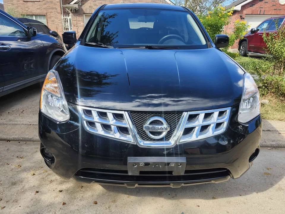 2013 Nissan Rogue - Image 2 of 18
