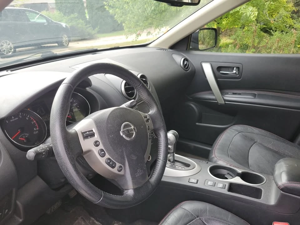 2013 Nissan Rogue - Image 3 of 5